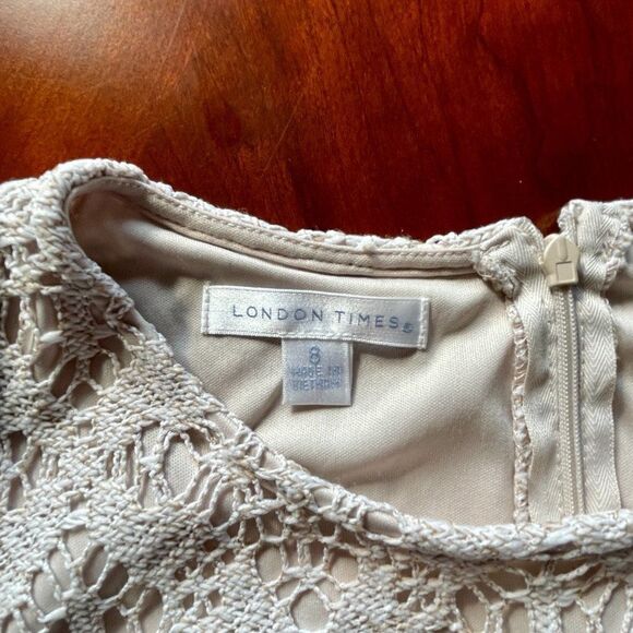 London Times Crocheted and Lined A-Line Dress, Size 8 - Picture 4 of 10